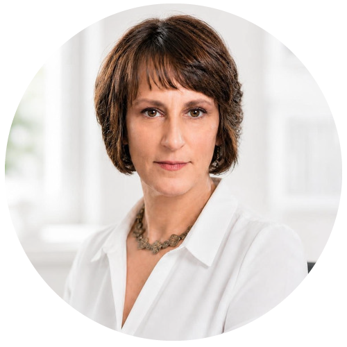 Headshot of Ruth Weber